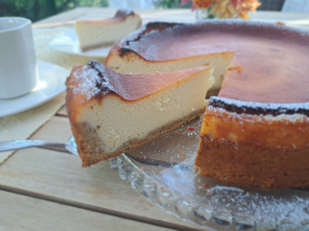 Quinoa-Käsekuchen mit Mürbeteigboden